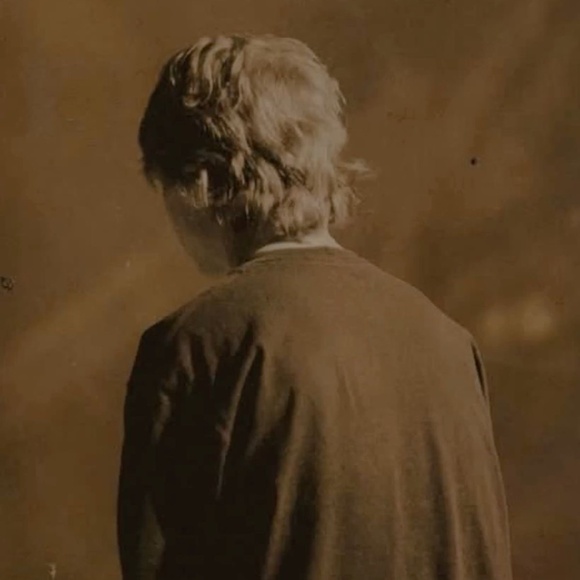 Meet your Posher, Salem - Picture 1 of 1